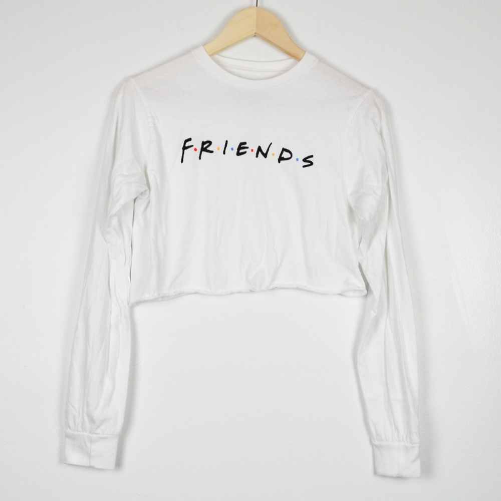 FRIENDS Long Sleeve Crop Tee